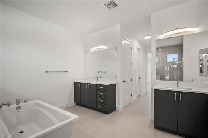 2304 Sw 38th Ter, Cape Coral, Florida 33914