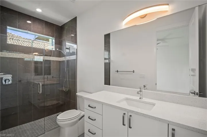 2304 Sw 38th Ter, Cape Coral, Florida 33914