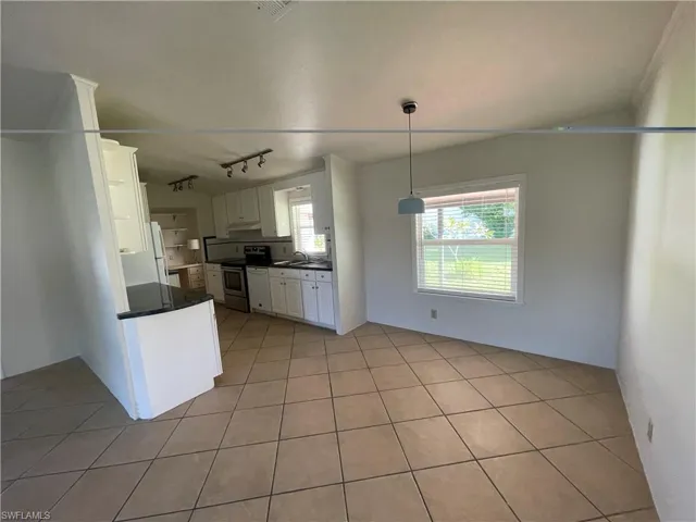 26261 Squire Ln, Bonita Springs, Florida 34135