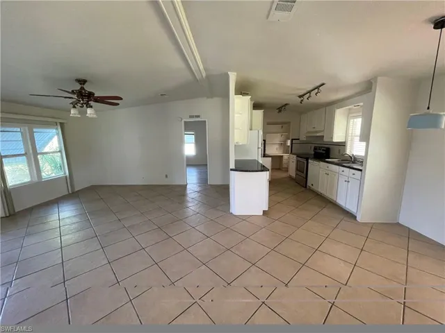 26261 Squire Ln, Bonita Springs, Florida 34135