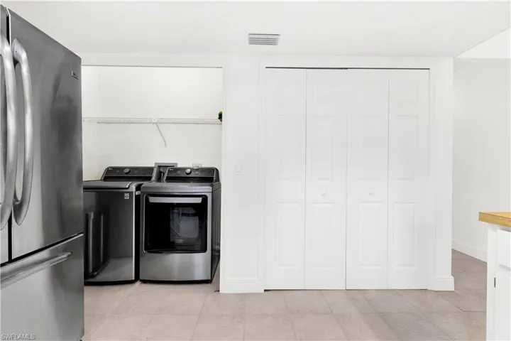 5282  Concord  WAY, Fort Myers, FL 33907