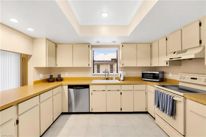 5282  Concord  WAY, Fort Myers, FL 33907