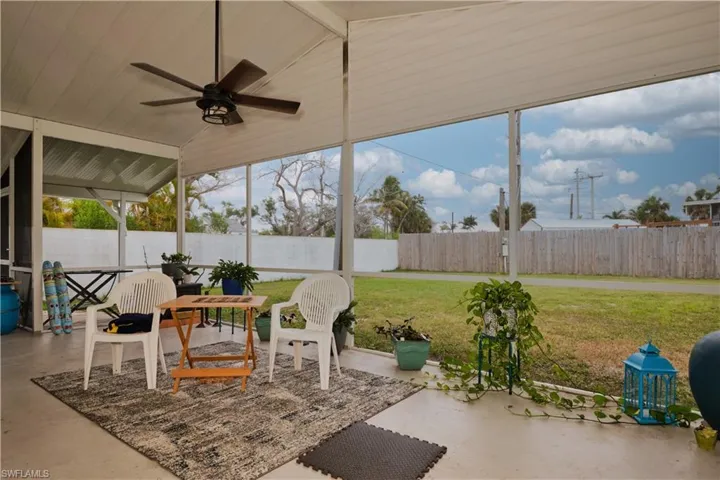 16820 Banyon, Fort Myers, Florida 33980