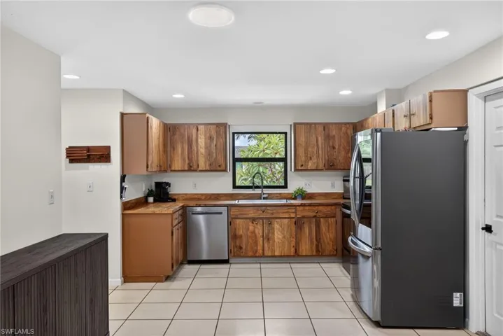 18185 Hilda Dr, Fort Myers, Florida 33967