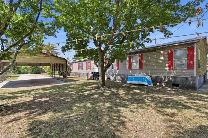 1031  Della Tobias  AVE, Clewiston, FL 33440