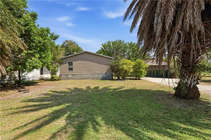 1031  Della Tobias  AVE, Clewiston, FL 33440