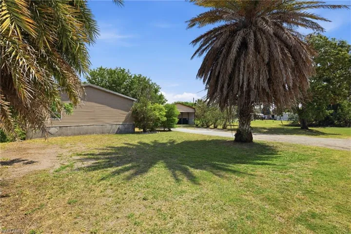 1031  Della Tobias  AVE, Clewiston, FL 33440