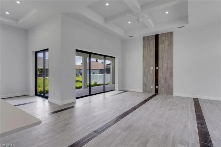 2101 Nw 8th Ter, Cape Coral, Florida 33993
