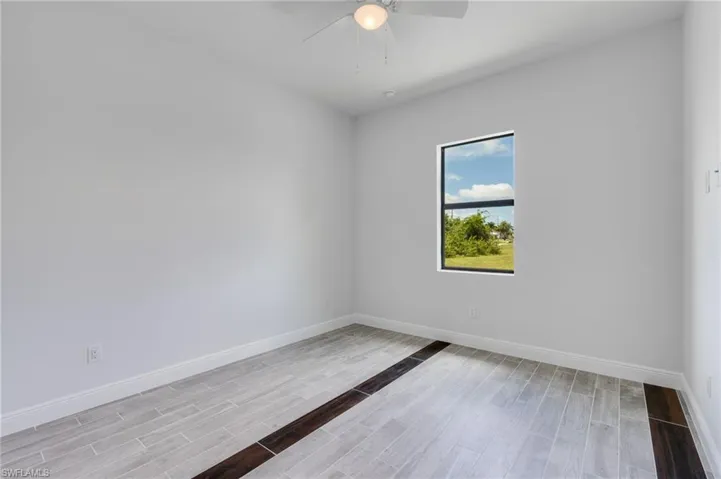 2101 Nw 8th Ter, Cape Coral, Florida 33993