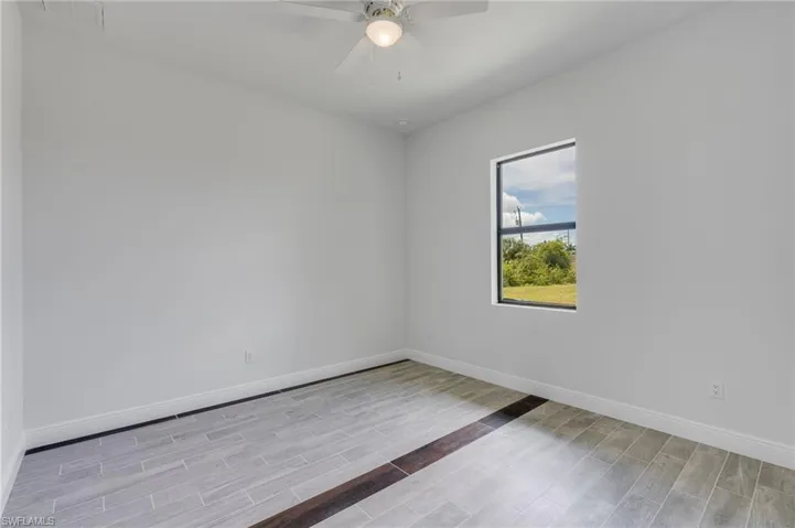 2101 Nw 8th Ter, Cape Coral, Florida 33993