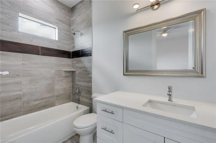 2101 Nw 8th Ter, Cape Coral, Florida 33993