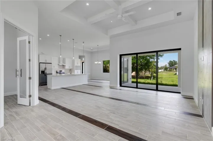 2101 Nw 8th Ter, Cape Coral, Florida 33993