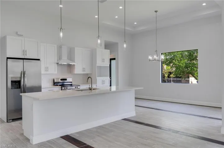 2101 Nw 8th Ter, Cape Coral, Florida 33993