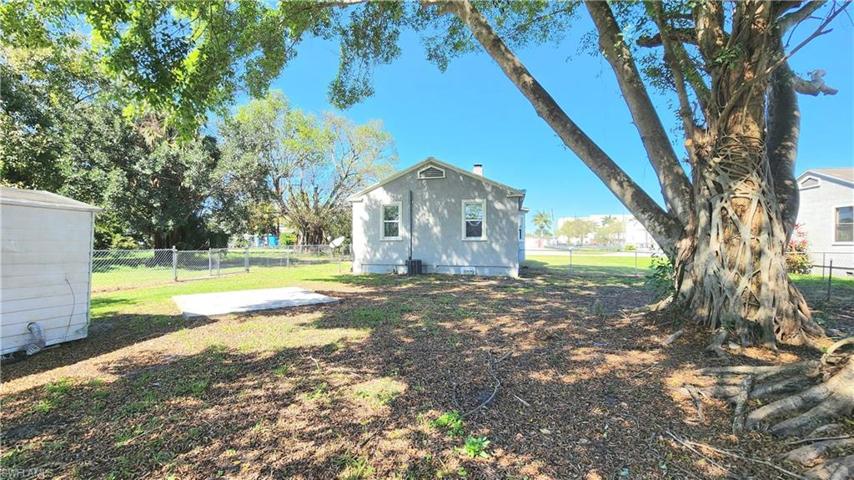324 W Sagamore  AVE, Clewiston, FL 33440