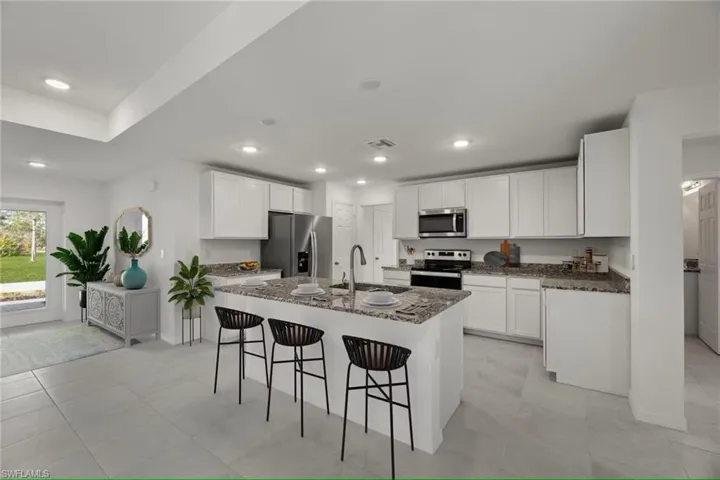 1817 Nw 2nd Ave, Cape Coral Fl 33993