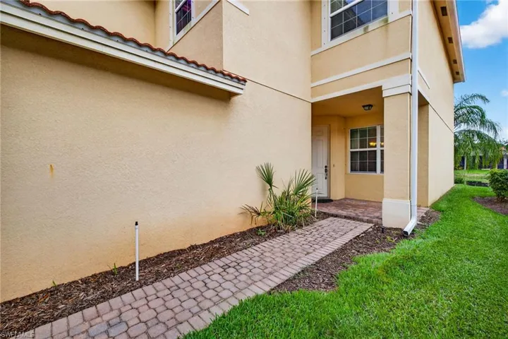 10298 Barberry Ln, Fort Myers, Florida 33913