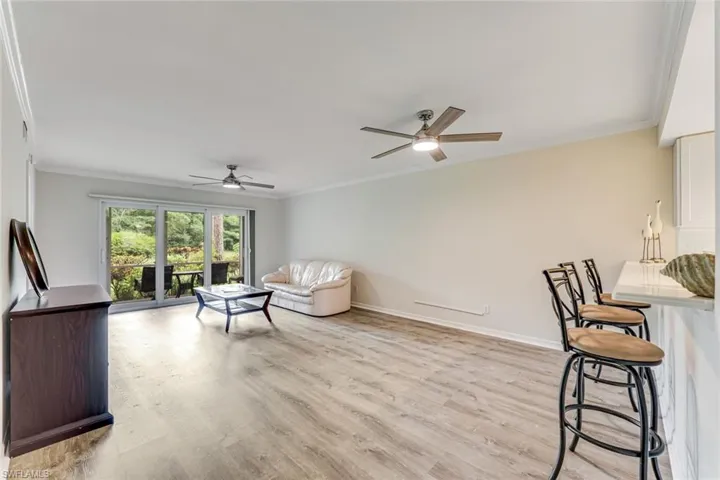 225 Robin Hood Cir 101, Naples, Florida 34104