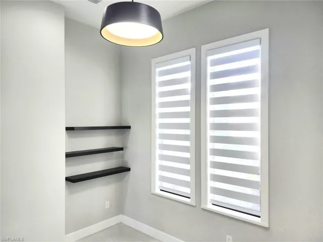 Detailed view of baseboards