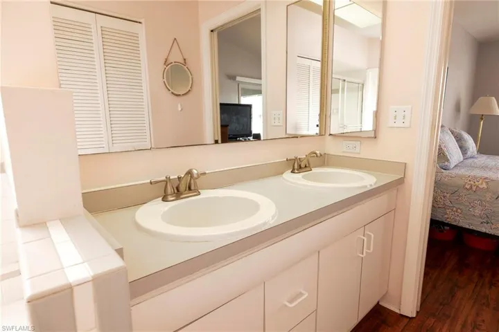 524 Sw 27th Ter, Cape Coral Fl 33914