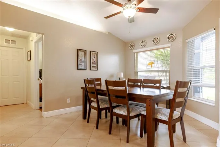 524 Sw 27th Ter, Cape Coral Fl 33914