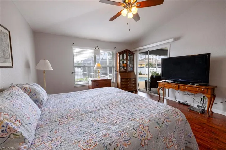 524 Sw 27th Ter, Cape Coral Fl 33914