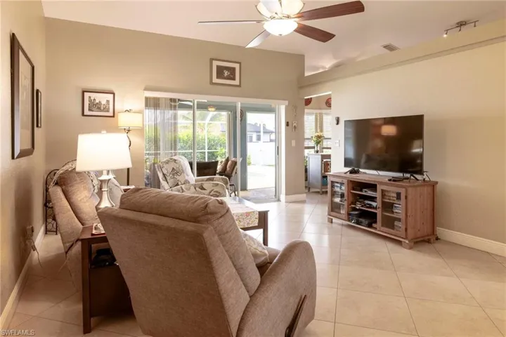 524 Sw 27th Ter, Cape Coral Fl 33914