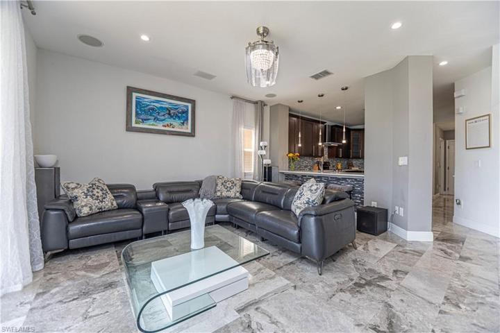 Dining Room/ Living Room