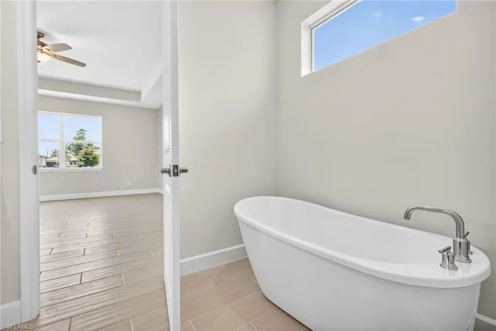 122 SW 21st  TER, Cape Coral, FL 33991