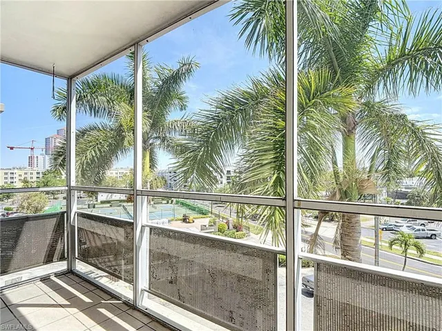 2350 W First St # 403, Fort Myers Fl 33901