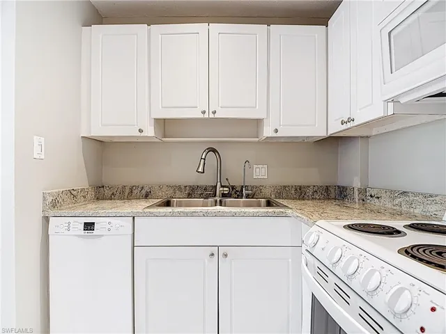 2350 W First St # 403, Fort Myers Fl 33901