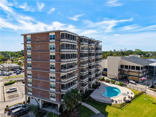 2350 W First St # 403, Fort Myers Fl 33901
