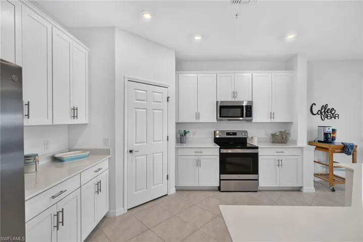 12051 Santaluz Dr 201, Fort Myers, Florida 33913