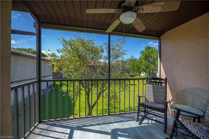 Balcony with ceiling fan