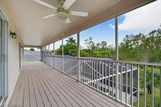 Screened balcony on 2nd floor