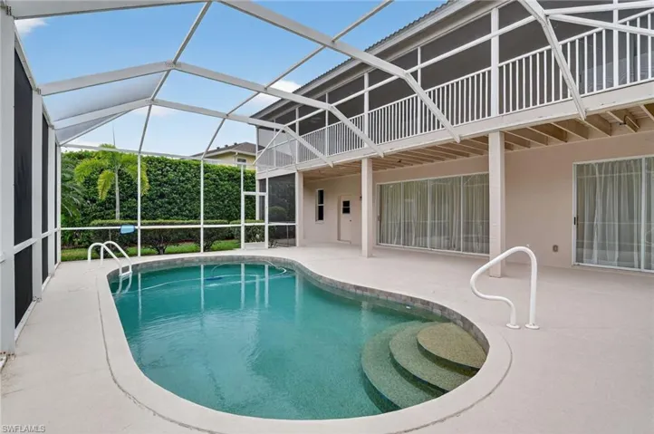 Oversized screened lanai