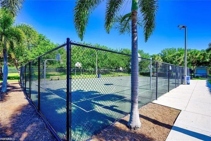 12419 Jewel Stone Ln, Fort Myers, Florida 33913