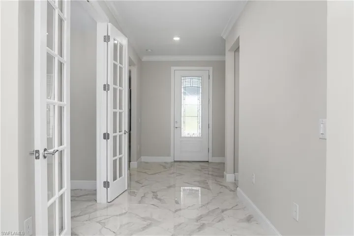 Decorative glass door entryway is the perfect place to welcome your guests.