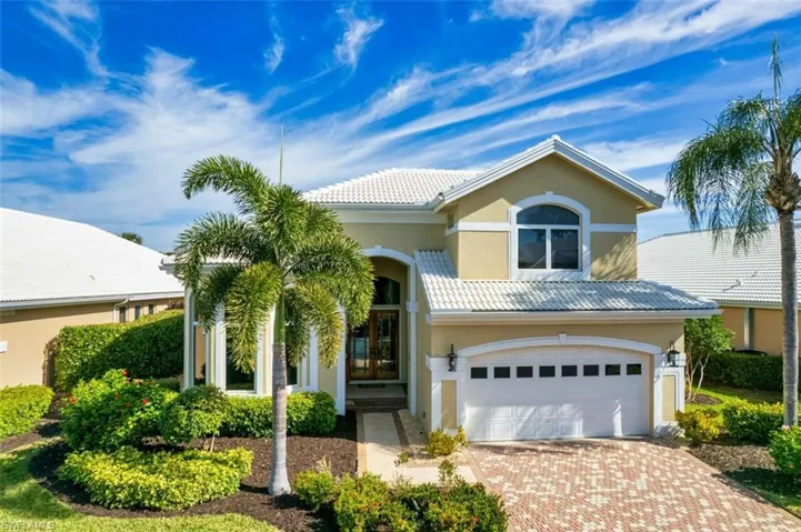 Front of home with beautiful curb appeal