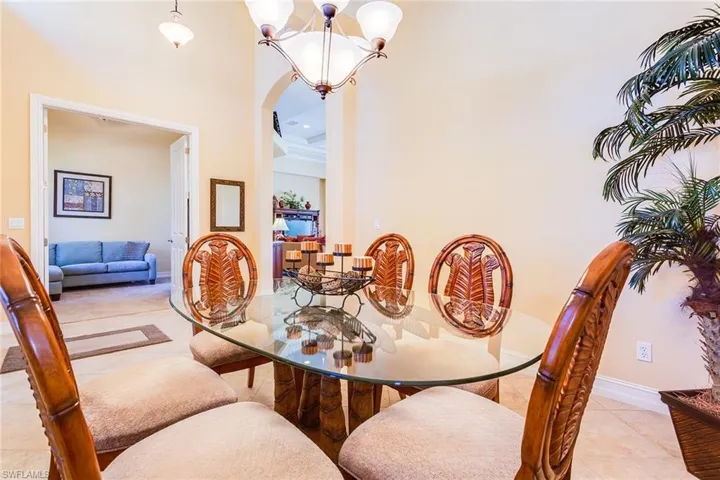 7747 Cottesmore Dr, Naples, Florida 34113