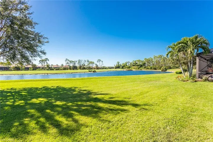 7747 Cottesmore Dr, Naples, Florida 34113