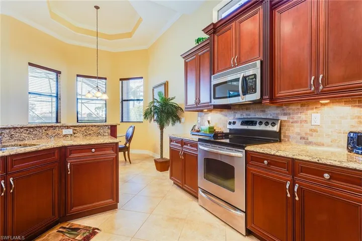 7747 Cottesmore Dr, Naples, Florida 34113