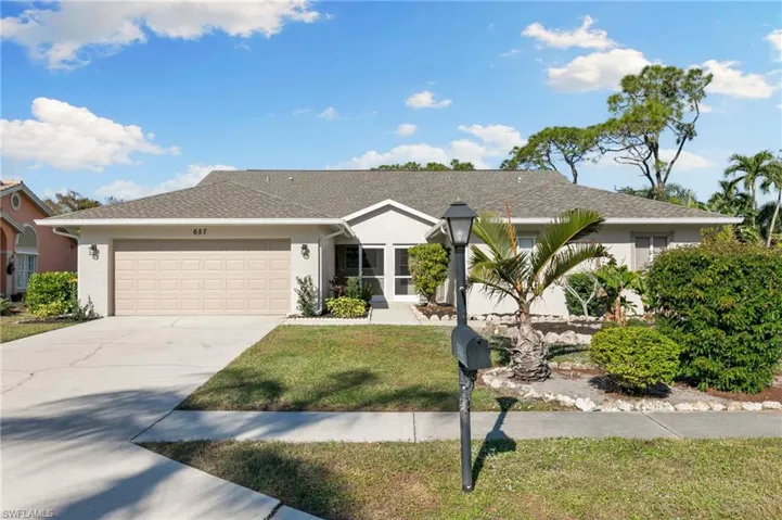 657 Saint Andrews Blvd, Naples, Florida 34113