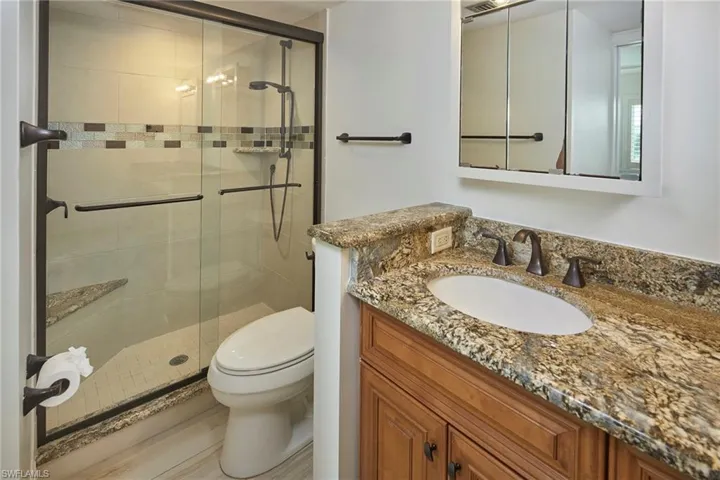 3100  Binnacle  DR, Naples, FL 34103