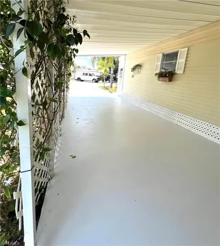 128  Gaslight  AVE, North Fort Myers, FL 33917