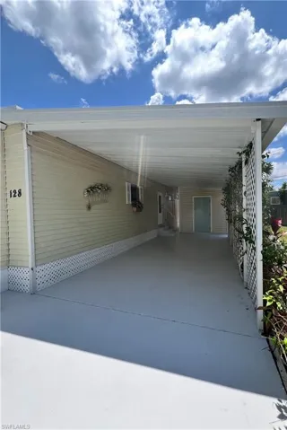 128  Gaslight  AVE, North Fort Myers, FL 33917