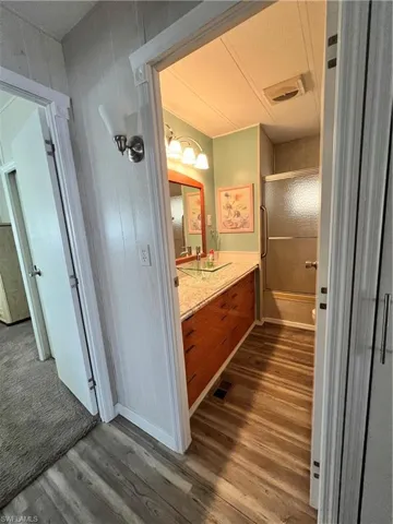 128  Gaslight  AVE, North Fort Myers, FL 33917