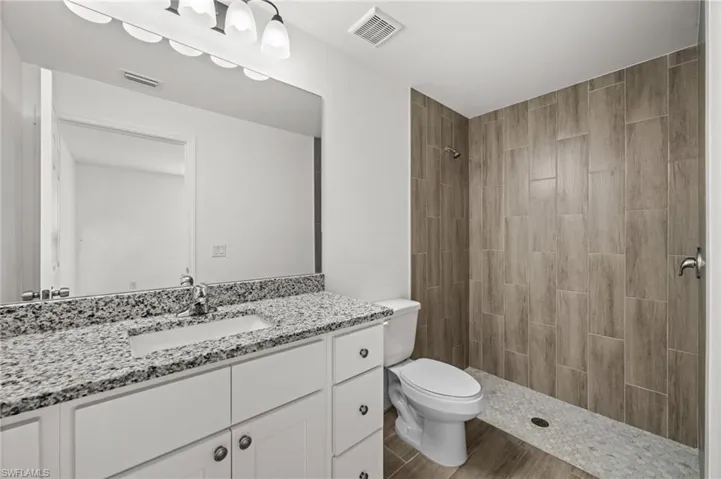 915-917 Graystone Ave, Lehigh Acres, Florida 33974