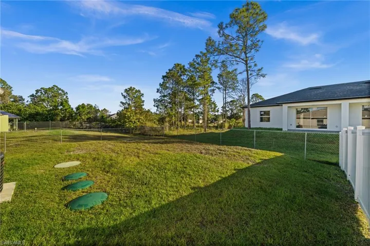 915-917 Graystone Ave, Lehigh Acres, Florida 33974