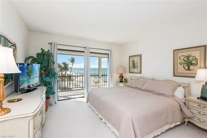 3399 Gulf Shore Blvd N # 509, Naples Fl 34103