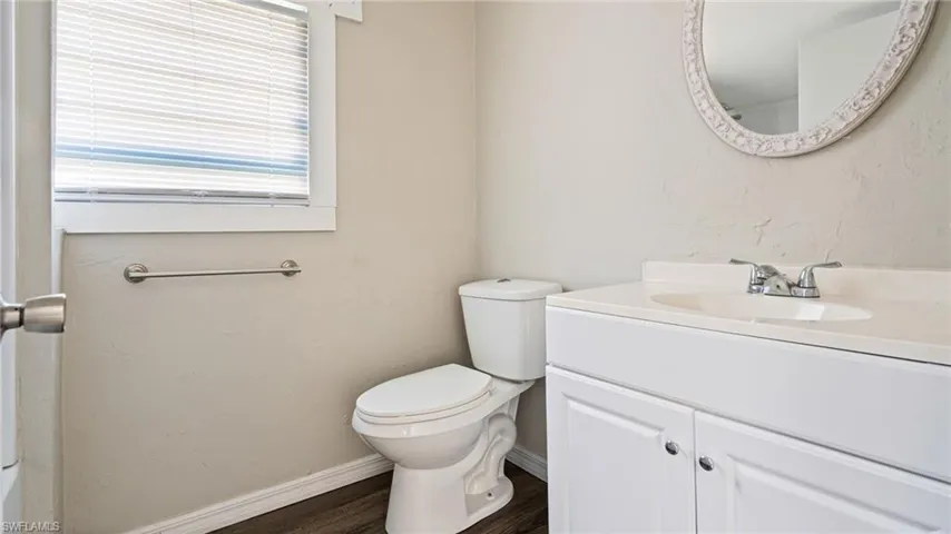 4028 Desoto AVE, FORT MYERS FL 33916